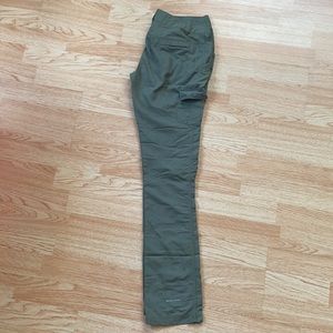Women’s Size 4 Columbia Cargo Pants